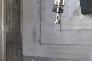 Механическая обработка диска покрывного  из титана